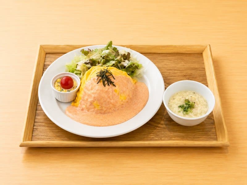 ドレスド明太クリームオムライス
