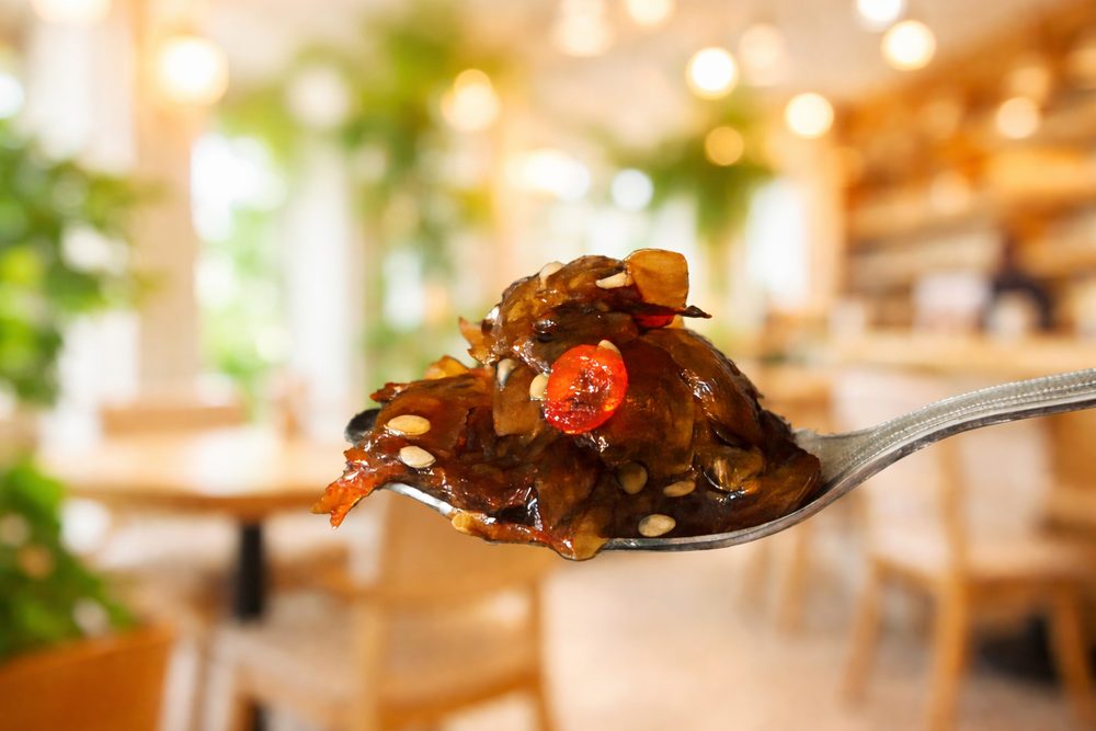 スプーンですくう食べる醤油